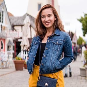 Meet your Posher, Eena